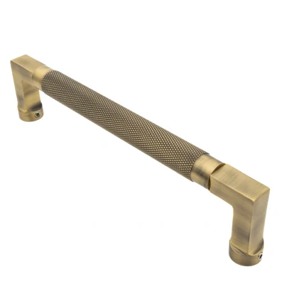 Afbeelding van Messtique Deurgreep &quot;Knurled&quot; 217mm Antiek Messing