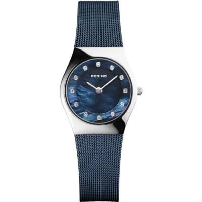 Afbeelding van BERING Dameshorloge analoog kwarts Classic Collection met armband van roestvrij staal en saffierglas 11927 307, Blauw/Zilver, Blauw/zilver
