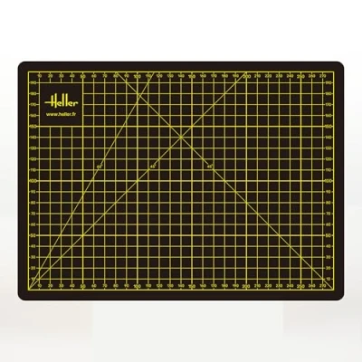 Afbeelding van Heller 99010 Snijmat A4 Zwart met Geel 30x22cm