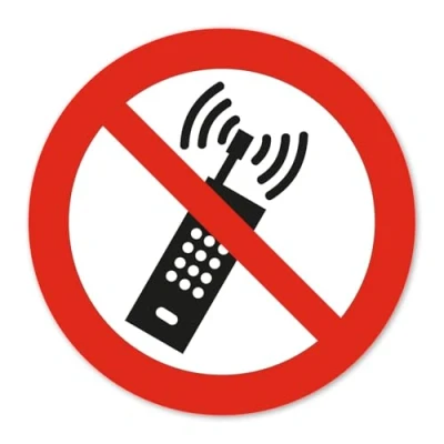 Afbeelding van Verbodssticker P013 mobiele telefoons mogen niet worden ingeschakeld volgens DIN EN ISO 7010 I Ø 10 cm hin_820