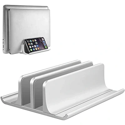 Afbeelding van VAYDEER Verticale laptopstandaard, verstelbare verticaal, aluminium, 4 in 1 laptopstandaard met 2 sleuven, ruimtebesparend, voor MacBook, notebook, iPad, laptops tot 17,3 inch, zilver