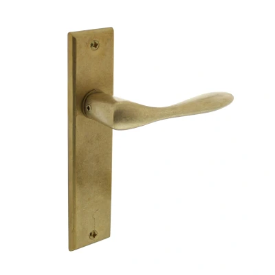 Afbeelding van Intersteel Deurkruk Banaan met schild 181x41x7mm blind messing getrommeld