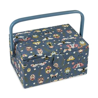 Afbeelding van Hobby Gift Exclusieve middelgrote naaidoos, opbergdoos voor knutselen, accessoirebak, pin bol, pvc handvat, 18,5 x 25,5 14,5 cm, insecten