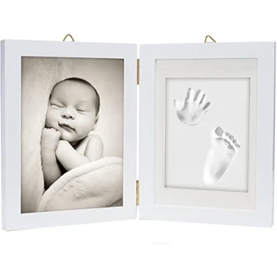 Afbeelding van Fotolijst Met Baby Hand En Voetafdruk In Klei Veilig Gemakkelijk Kraamcadeau