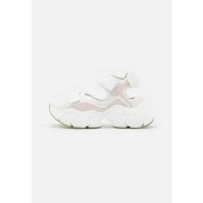 Afbeelding van Buffalo Vegan Binary Sandalen met plateauzool, Dames, Maat: 40, White Imitatieleer/ textiel