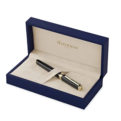 Afbeelding van Waterman Uitzondering vulpen, zwart met 23K gouden clip, medium veer, blauwe inktpatroon, geschenkdoos