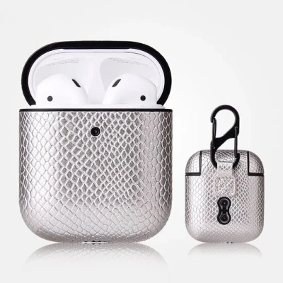 Afbeelding van AirPods 1/2 hoesje PU Leer Slangenleer Zilver Bescherming voor uw