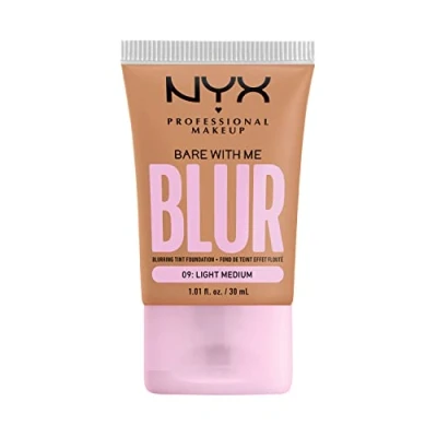 Image de NYX Professional Makeup Fond de Teint Effet Flouté Bare With Me Blur, Couvrance Moyenne, Fini Mat Naturel, Niacinamide, Matcha &amp; Glycérine, Hydratation Jusqu&#039;A 12H, Teinte : Light Medium (09)