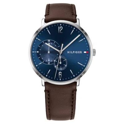 Afbeelding van Tommy Hilfiger 1791508 Herenhorloge, analoog, multifunctioneel, kwarts, met donkerbruine leren band, zilver.