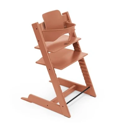 Afbeelding van Stokke Tripp Trapp kinderstoel, terracotta inclusief stoel + Babyset 2 voor kinderen van 6 36 maanden verstelbaar, ergonomisch en gemakkelijk schoon te maken