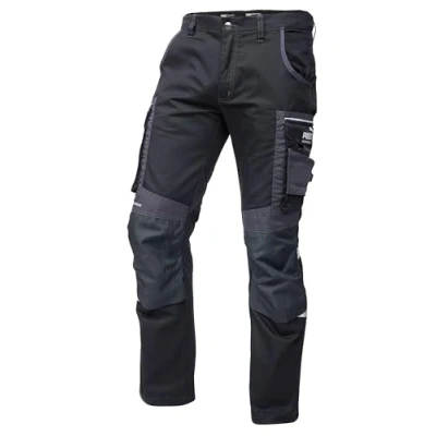 Afbeelding van PUMA Workwear X werkbroek voor heren, met veel zakken en versterkte knieën, handwerk, bouw landbouw, zwart.