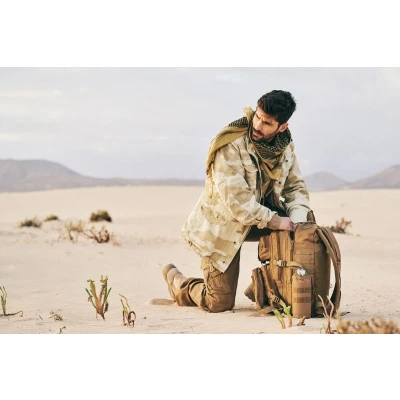 Afbeelding van Brandit Giant Lichte jas, Heren, Maat: 7XL, Sandcamo