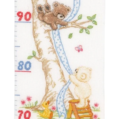 Afbeelding van Vervaco borduurpakket in de boomhut meetlat/groeimeter van Popcorn the Bear PN 145778