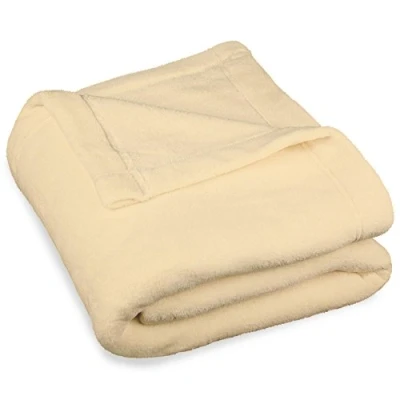 Image de CelinaTex Couverture Moelleuse XXL 220 x 240 cm Beige canapé Chaude Salon Douce Microfibre Polaire Oeko TEX Montreal