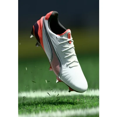Afbeelding van KING ULTIMATE FG/AG uniseks voetbalschoenen, Rood/Wit/Zilver, Maat 45 PUMA