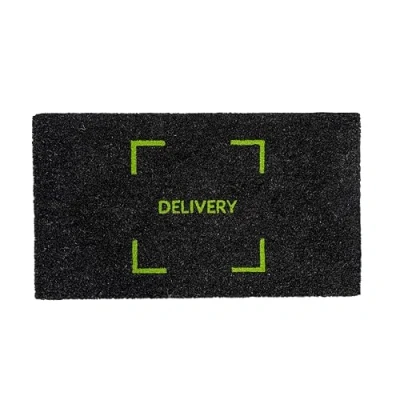 Afbeelding van Fisura Originele Deurmat van kokos met een antislip PVC rug. Entreemat voor thuis. in zwart en groen. Handbeschilderd. Afmetingen: 70 cm x 40 cm.