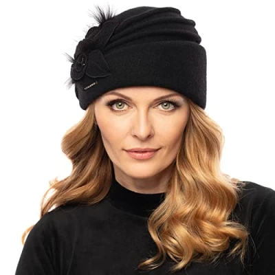 Afbeelding van Vivisence Elegante handgemaakte wintermuts voor dames met bloemenapplicatie, exclusief en antistatisch design, ideaal koude winterdagen, zwart, eenheidsmaat, zwart.