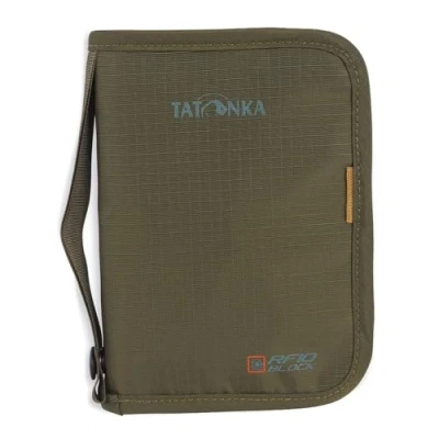 Afbeelding van Tatonka Travel Zip M RFID B paspoorttas met Blocker TÜV getest Biedt ruimte voor (EU) paspoort, creditcards, reisdocumenten etc. Beschermt tegen data 17 x 12 3 cm zwart