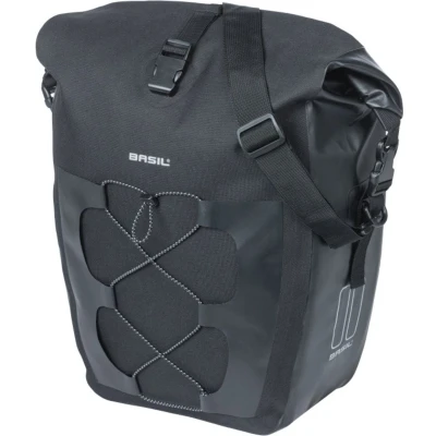 Afbeelding van Fietstas Basil Navigator Waterproof M 12 15 liter 25 x 14 34 cm zwart