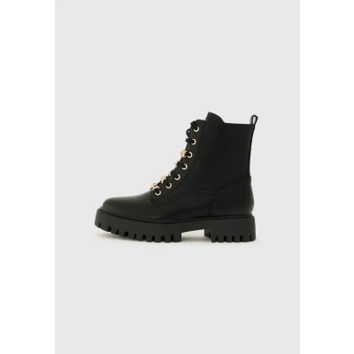 Afbeelding van Guess dames veterboot Fiona zwart