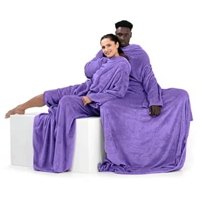 Afbeelding van DecoKing 150 x 180 cm tv deken van microvezel met mouwen en zakken, zacht fleece voetzak, lila
