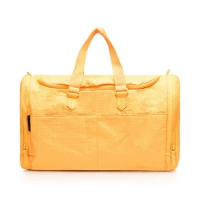 Afbeelding van MANDARINA DUCK Sporttas Schoudertas Revival 2.0 Duffle Sun Donkergeel