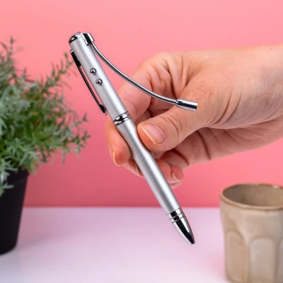 Afbeelding van Pen Met Onzichtbare Inkt En Verlichting