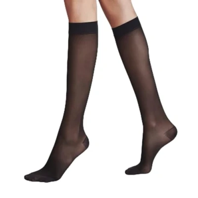 Afbeelding van FALKE Lufthansa Travel &amp; Comfort Energize 30 DEN compressiekousen voor dames, transparant, sluier effect, mat, sterke compressie, betere doorbloeding, zacht, fijn garen, 1 paar, Zwart 3009