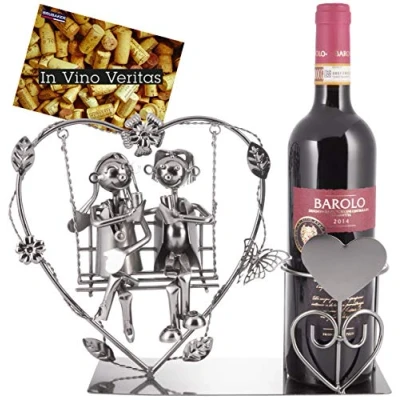 Afbeelding van BRUBAKER Wijnfleshouder hart met liefdespaar op schommel romantische metalen flessenstandaard paar cadeau of decoratief object wenskaart Wijnrek
