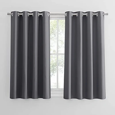 Afbeelding van PONY DANCE Verduisteringsgordijnen, thermogordijn, kort, klein, effen, met lichtgevende ogen, blokkering, decoratie, slaapkamer, huis, keuken, 132 x 137 cm, grijs, 2 stuks