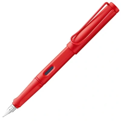 Afbeelding van LAMY Safari Cozy 020 Special Edition Moderne vulpen in aardbeikleur met ergonomische greep en tijdloos design veerkracht EF speciaal model