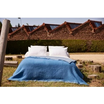 Image de Couverture Aubisque en laine woolmark 220x240 cm myosotis et ciel
