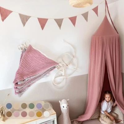 Afbeelding van lilimaus vlaggetjesslinger van stof [roze en beige] voor kinderkamer 100% handgemaakt katoen chiffon wimpelslinger beddecoratie meisjes