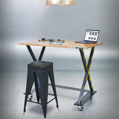 Afbeelding van Industriële werktafel 120 cm en werkplaatskruk