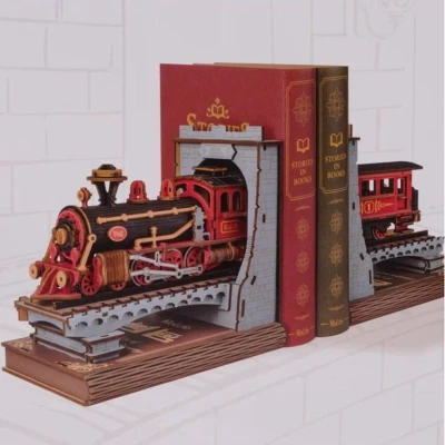 Afbeelding van Robotime Rolife Century Train TGE01 Boekensteun Stoomtrein Bouwpakket Knutselen Hobby