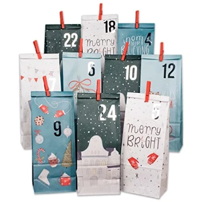 Afbeelding van Papierdrachen Adventskalender om te vullen, 24 blauwe bedrukte cadeauzakjes en genummerde stickers klemmen knutselen cadeau geven, kerstblauw