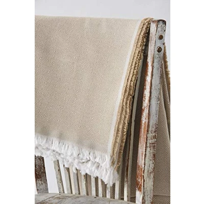 Afbeelding van Bedsprei, multifunctioneel/plaid 180 x 285 cm Dante Geschikt als banksprei en ook sprei. Kleur beige