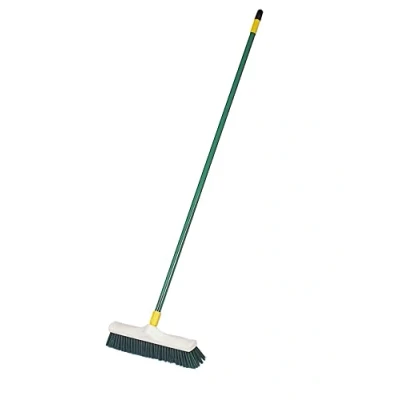 Afbeelding van Straatbezem kunstvezel groen 29cm met steel 120cm