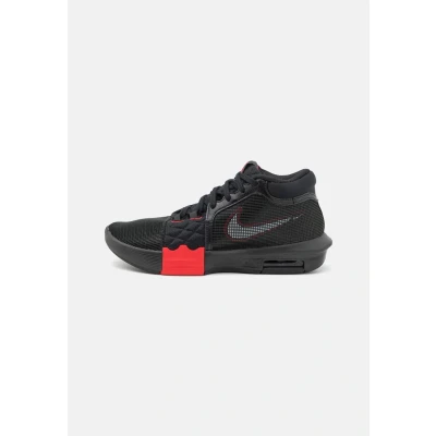 Afbeelding van Nike Performance Lebron Witness 8 Basketbalschoenen, Heren, Maat: 45.5, Black/white/university red Textiel