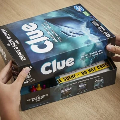 Afbeelding van Hasbro Gaming Cluedo Gezelschapsspel, diepzee sabotage, misdaad en raadselspel, coöperatief familiespel, ontsnappingsspel