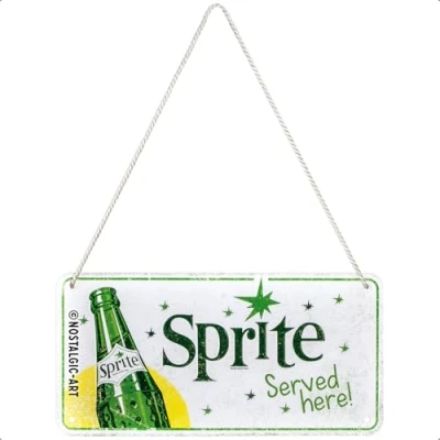 Afbeelding van Metalen Wandbord (Hangbord) Sprite Served here 15 x 20 cm met koord