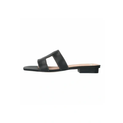 Afbeelding van Manfield Dames Zwarte leren slippers Maat 36