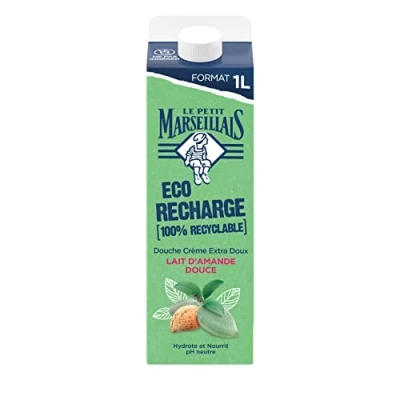 Image de Le Petit Marseillais Recharge Crème de douche Extra Douce Amande (brique 1 L) gel avec 92% d&#039;ingrédients d&#039;origine naturelle pH neutre pour la peau et sans colorant