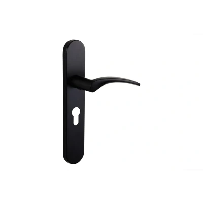 Afbeelding van Lavuzo deurkruk Lodini Zwart met afgerond schild PC55 Per set Luxe deurbeslag Deurklink