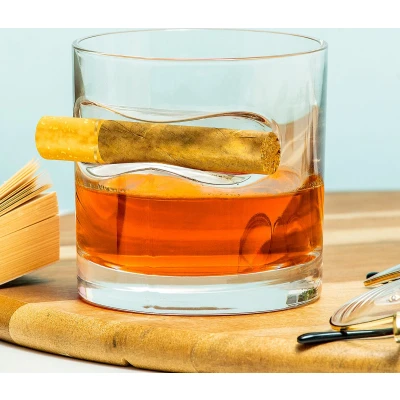 Afbeelding van Whiskey Glas Met Sigaarhouder