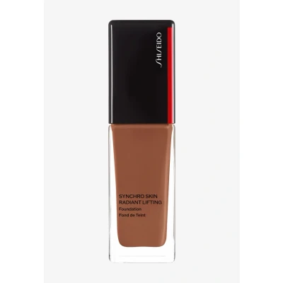 Afbeelding van Shiseido Synchro Skin Radiant Lifting 520 Rosewood Foundation 30ml