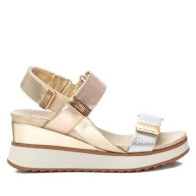 Afbeelding van XTI Sandalen met plateauzool, Dames, Maat: 40, Gold Pu