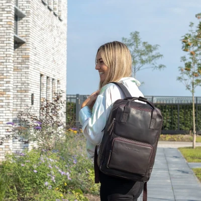 Afbeelding van The Chesterfield Brand Belford Rugzak brown backpack