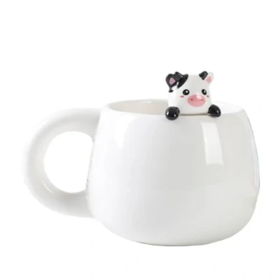 Afbeelding van I TOTAL® Keramische mok met keramisch dier aan de rand, thee of koffiemok COW 450 ml