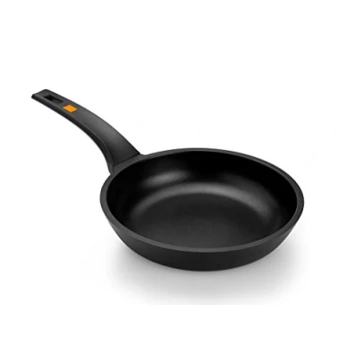 Image de Bra efficace poêle à frire en fonte d&#039;aluminium compatible induction 18 cm